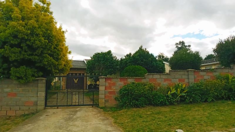 To Let 3 Bedroom Property for Rent in Northcrest Eastern Cape